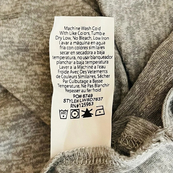 Beyond Yoga | Featherweight Under Over Cropped Tee Shirt Ultra Soft Gray - Picture 10 of 10